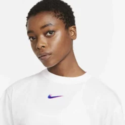 Nike Sportswear Essential Short Dress -Lumi Wear Shop nike sportswear essential short dress 3