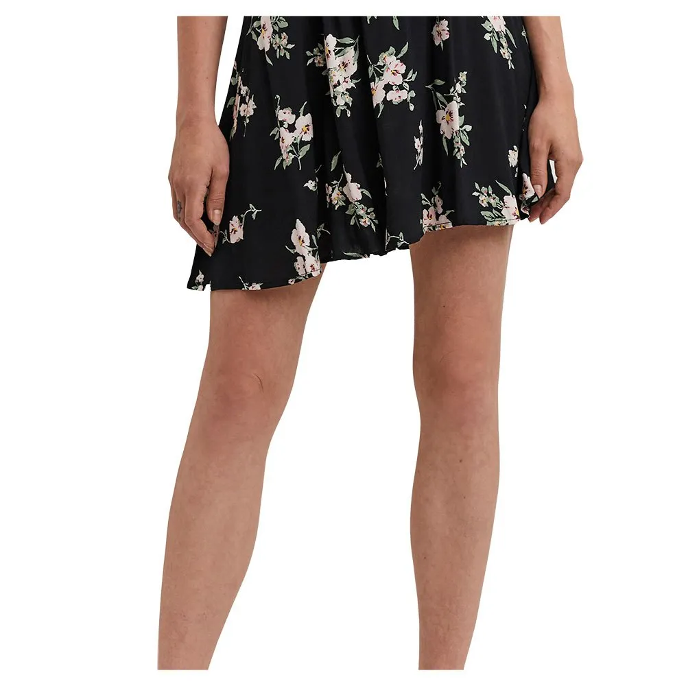Vero Moda Simply Easy Skater Skirt 3 Vero Moda Simply Easy Skater Skirt